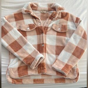 Women’s Fleece Button Up Sweater